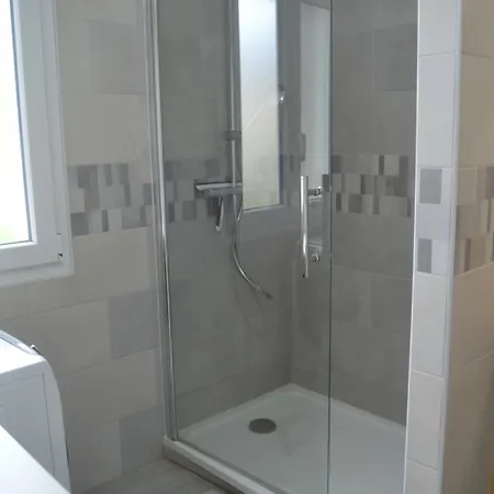 Petite Maison De Plain-pied Apartment *