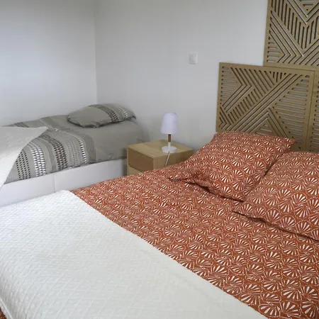 Apartment Petite Maison De Plain-pied